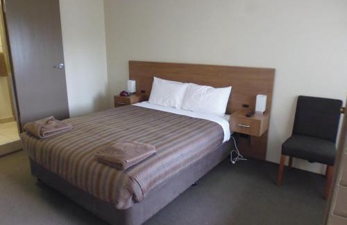 Somerset Hotel | Seabrook Hotel