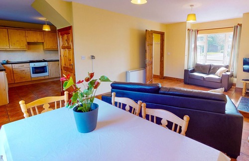 Dunmore East Ski Chalet | Seacliff Holiday Home No. 12