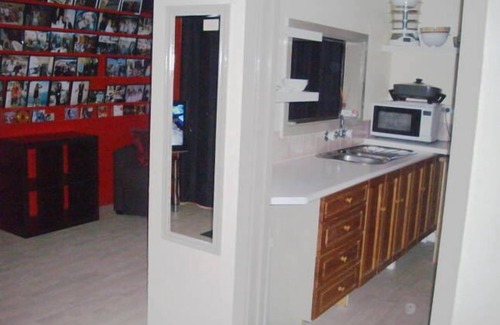 Semaphore Apartment | Seacroft Apartments Unit 9