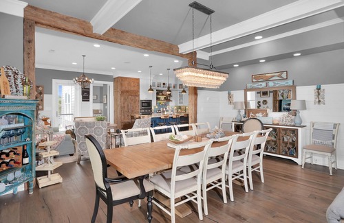 Inlet Harbour House | Seaductress 7 Bedrooms, Oceanfront