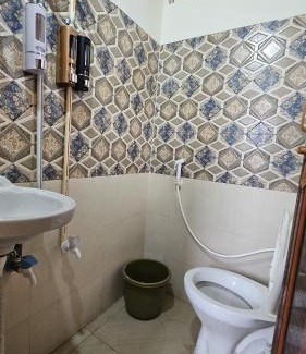 Daman House | Seafront Homes Stay