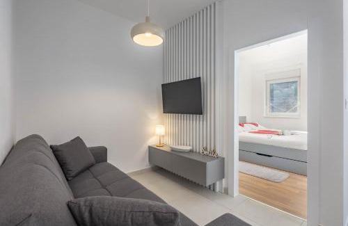 Plomin Apartment | Seafront Villa Andrijana