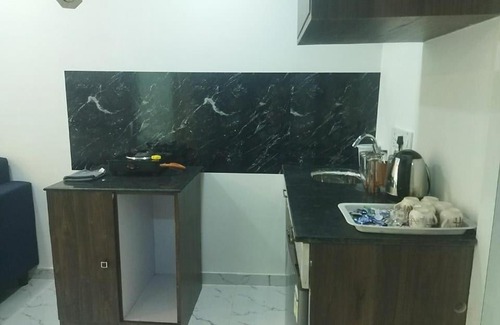 Harnai House | Seapoint(Seascape)