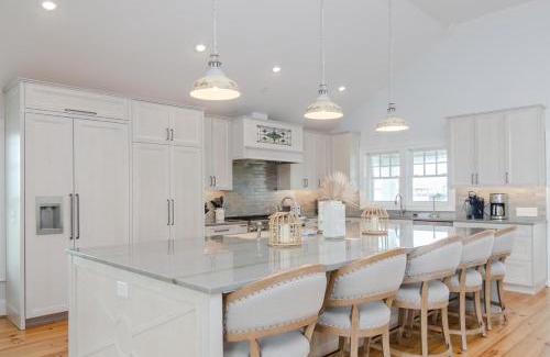 South End House | Seas the Day by Bryant Real Estate