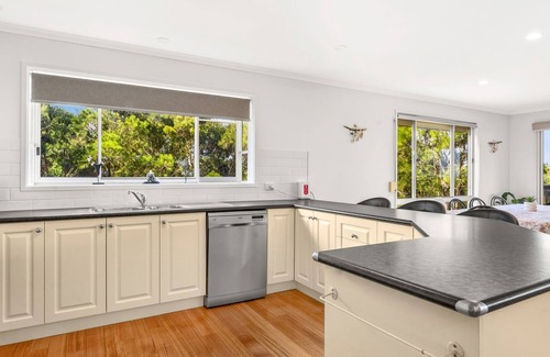 Kilcunda House | Seas the day in Kilcunda