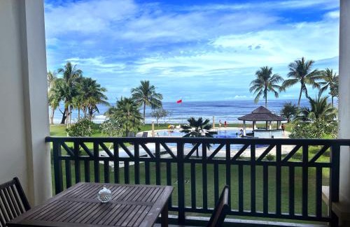 Karambunai Apartment | Seascape Karambunai Home - Amazing sea front view!