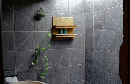 Bira Hotel | Seascapes Bira