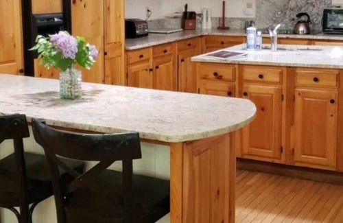 Cape Neddick House | Seaside Grandeur: 5-Bedroom Oceanview Cottage with Timeless Charm