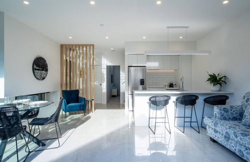 St. Clair House | Seaside Luxe in St CLair