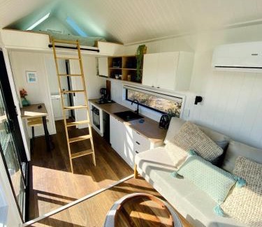 Island Beach House | Seaside Nature Retreat in Island Beach - Wattle