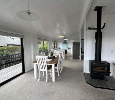 Kerikeri House | Seaside Oasis In Northland