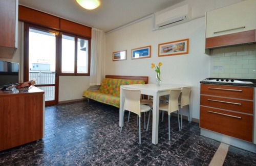 Bibione Lido dei Pini Apartment | Seaside Serenity – Sunny Apartment with Seaview