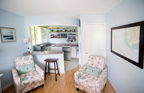 North Oyster Apartment | Seaside Snug at Inn of the Sea