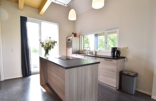 Koehool Villa | Seaside Villa with Garden