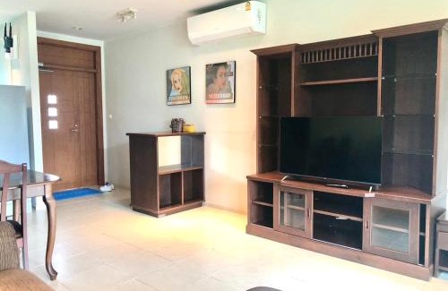 Kram Apartment | Seaview Condominium A12