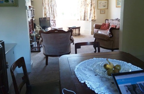 Onchan House | Seaview Family friendly house