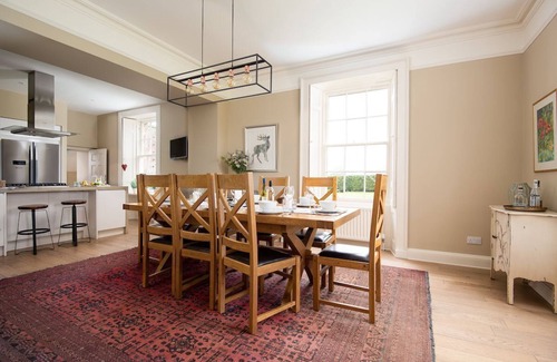 Cockburnspath House | Seaview House - sleeping 8 guests in 4 bedrooms