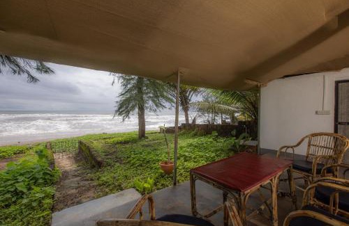 Patnem Villa | Seaview White beach Villa on Talpona