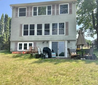 Raymond Villa | SEBAGO ESCAPE LIMIT 12 home