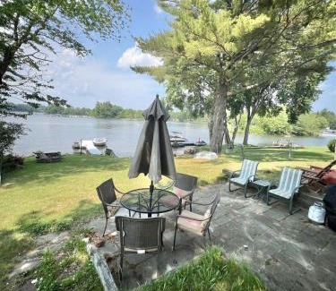 Raymond Villa | SEBAGO ESCAPE LIMIT 12 home