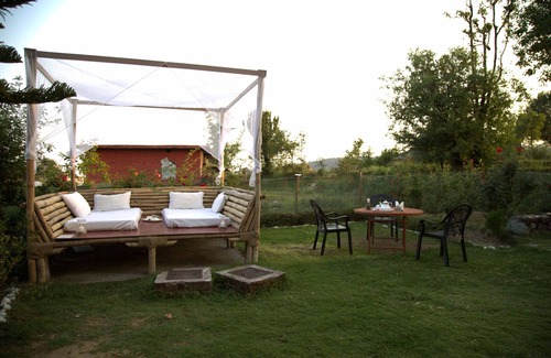 Chachian House | Seclude Palampur - Titli Room