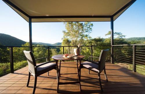 Palm Grove Resort | Seclude Rainforest Retreat