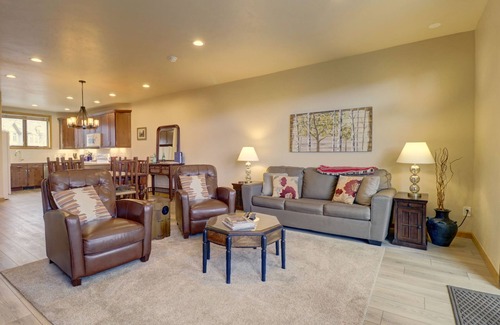 Frisco Condo | Secluded and peaceful townhome w/hot tub and amazing views of Lake Dillon
