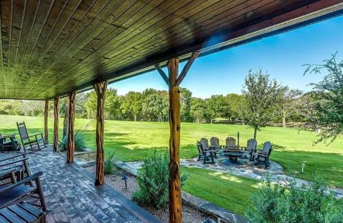 Weatherford House | Secluded Cabin in Weatherford!