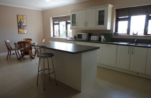 Curracloe House | Secluded Curracloe holiday home, on an acre of enclosed gardens, close to beach