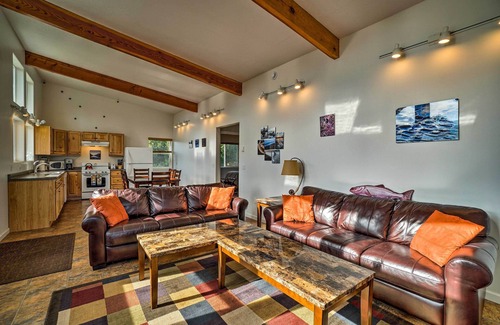 Fritz Creek House | Secluded Getaway w/Deck, Steps to Fritz Creek!