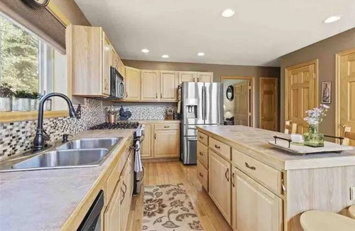 Indian Mountain Cabin | Secluded Indian Mountain Cabin Retreat with Views