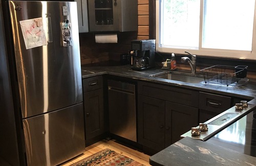 Indian Lake House | Secluded Lakeside Cabin Retreat