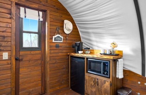 Montgomery Cabin | Secluded Luxury Wagon | Pond King Bed Patio