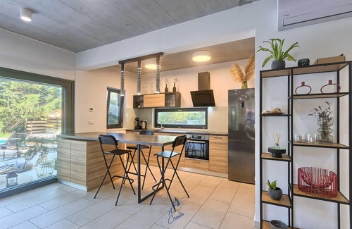 Pomer Villa | Secluded pine forest villa by the sea for up to 8 guests