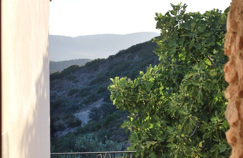 Loja Villa | Secluded villa with fabulous pool and jacuzzi, in a beautiful tranquil location