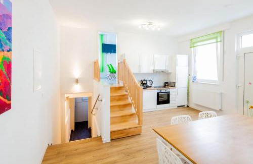 Innenstadt Apartment | SecondHome Stuttgart - Very nice apartment near historic city centre at Blumenstr 58 in Esslingen am Neckar - W2