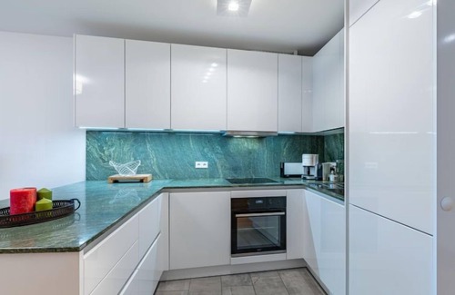 Annenheim Apartment | Seeblick alpe maritima Ski & See-Top 12 by Interhome