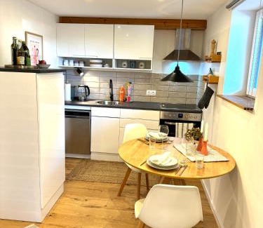 Tratten Apartment | Seeblickstraße 22 - Apartment Waldrausch am Ossiacher See