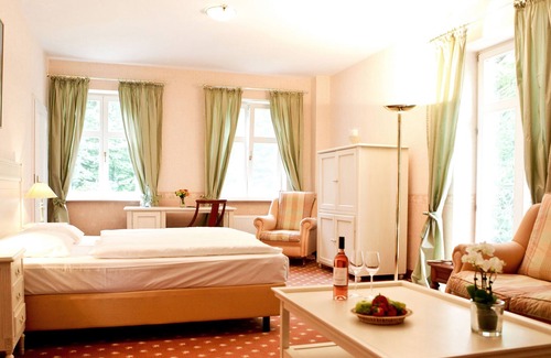 Buelow Hotel | Seeschloss Schorssow