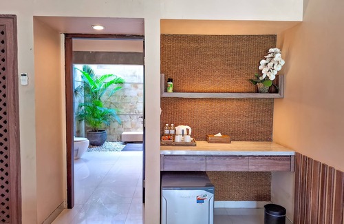 Mlonggo Hotel | Sekuro Village Beach Resort