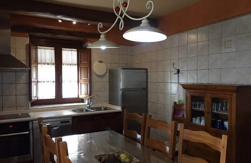 Canalejas de Penafiel Cottage | Self catering El Lagar for 10 people