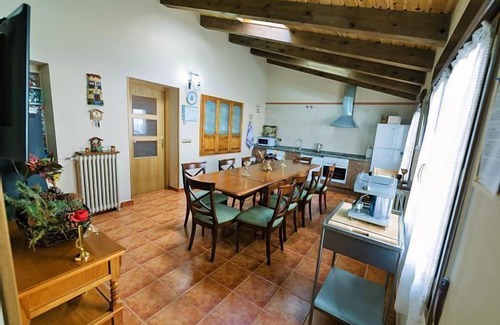 San Leonardo de Yague Cottage | Self catering Laguna Negra 49 for 10 people