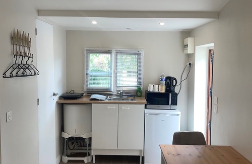 Tremblay-les-Gonesse Apartment | Self-contained studio in a house 15min from Roissy