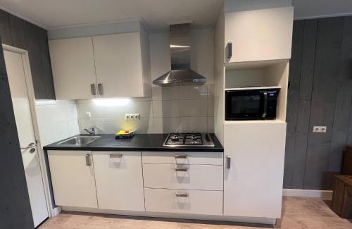 Stramproy House | Semi-detached bungalow 'Muizenoortje' at park Vosseven