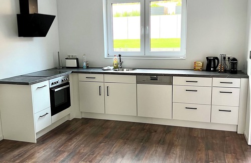 Uffeln Apartment | Semi-detached house with great views of Vlotho