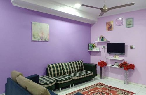 Kota Kinabalu House | Sepanggar Kingfisher Homestay