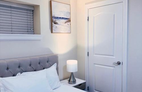 Burnaby House | Separate Entry Private 2 Bedrooms Free Parking Near Skytrain Metrotown