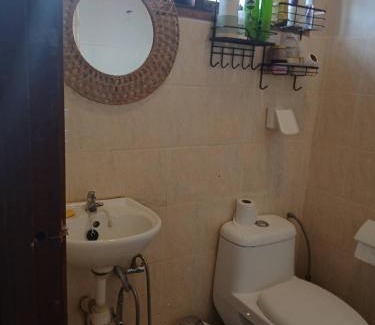 Kelang Gates Baharu House | Serene Mountain Retreat in KL - Entire House for Rent