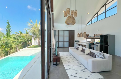 Sukawati Villa | Serene 2BR Villa - Infinity Pool & Green Views