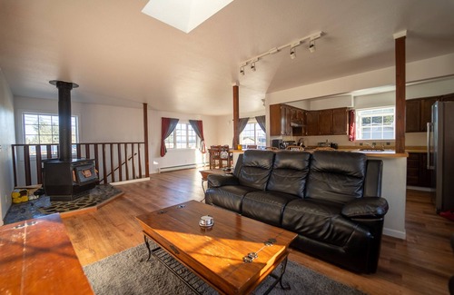 Kodiak House | Serene 3 bed 2 Bath home